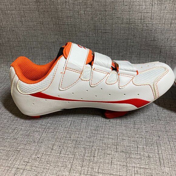 Peloton Cycling Shoes - Picture 6 of 12